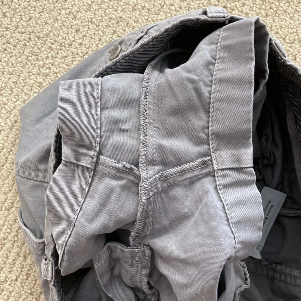J. Crew Chino Shorts Size 4 Thick Fabric Preppy 100% Cotton Casual Grey EUC